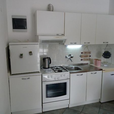 Apartmani Paulo Вис Экстерьер фото