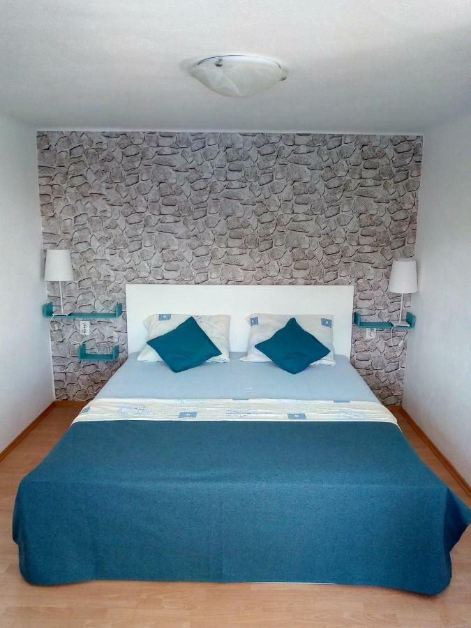 Apartmani Paulo Вис Экстерьер фото