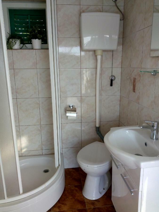 Apartmani Paulo Вис Экстерьер фото